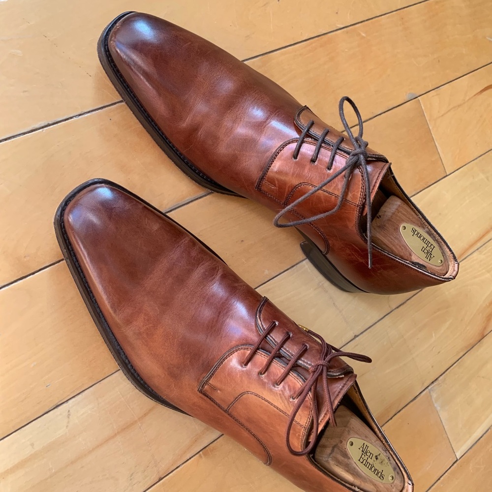 Magnanni Leather Derby size 7M